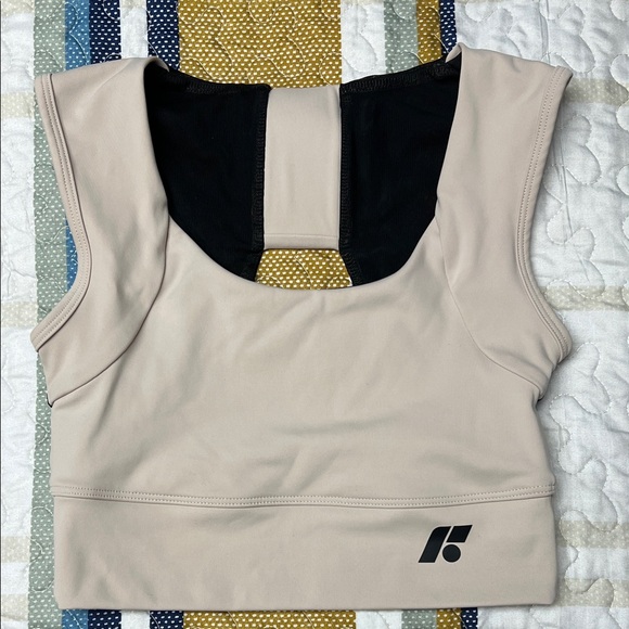 Forme Women's Beige Sports Power Bra Top sz small - Picture 1 of 11